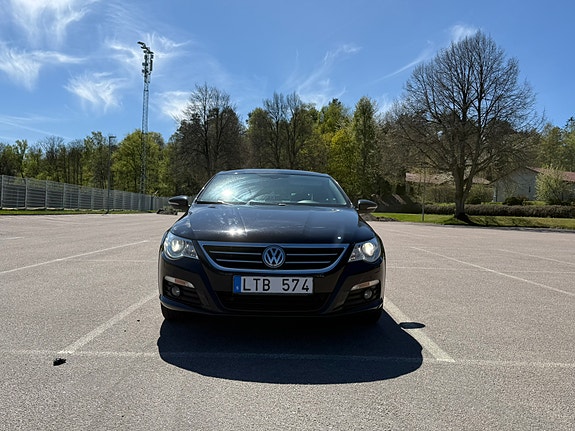 Volkswagen Passat CC 4 of 5