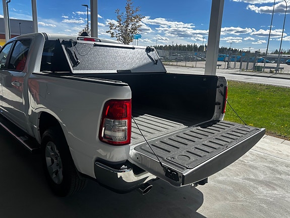 RAM 1500 7 of 24