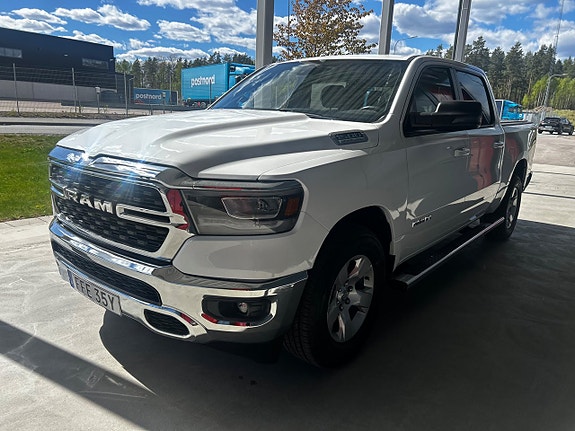 RAM 1500 2 of 5