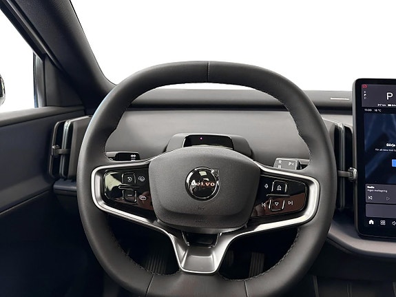 Volvo EX30 9 of 9
