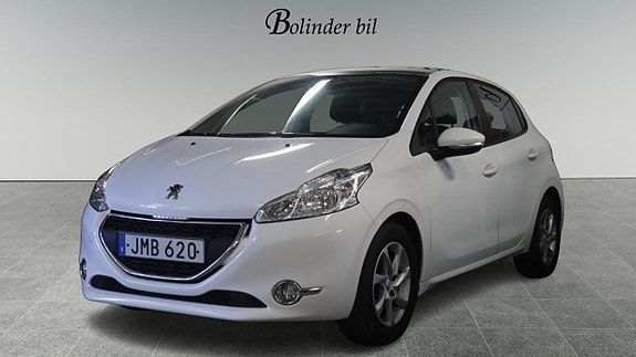 Peugeot 208 3 of 5