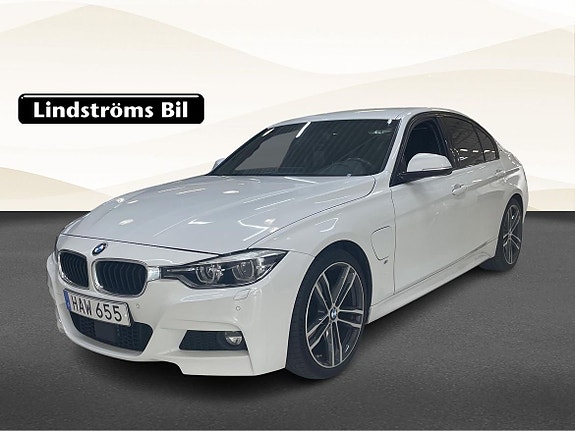 BMW 330e