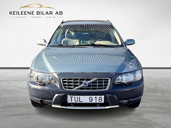 Volvo XC70 3 of 22