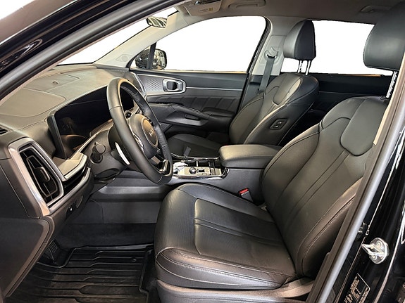 Kia Sorento 9 of 22
