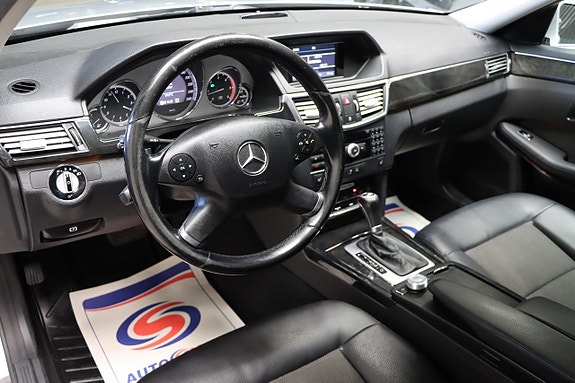 Mercedes-Benz E200 10 of 18