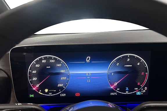 Mercedes-Benz V300 d 6 of 15