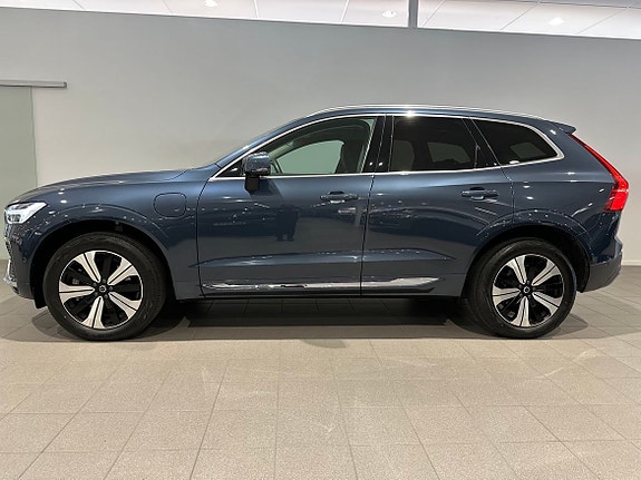 Volvo XC60 3 of 5
