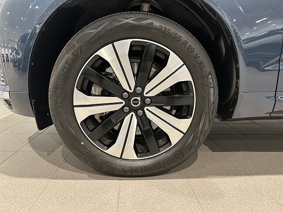 Volvo XC60 5 of 5
