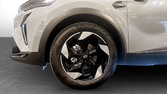 Renault Captur 9 of 9