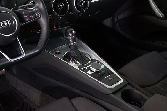 Audi TT 11 of 17