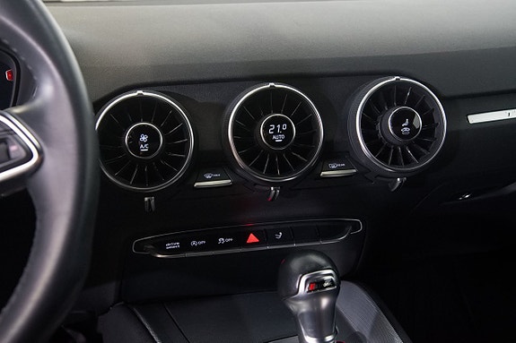 Audi TT 12 of 17