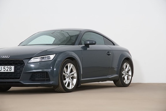 Audi TT 2 of 5