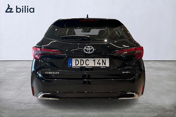 Toyota Corolla 5 of 5
