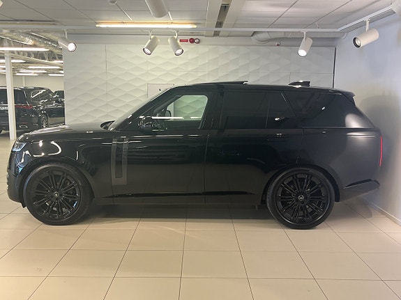 Land Rover Range Rover 2 of 5