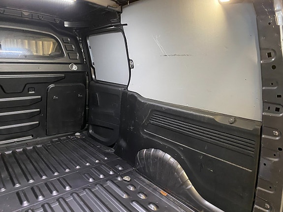 Citroen E-Berlingo 27 of 30