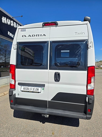 Adria TWIN 640 SLB SUPREME 3 of 16