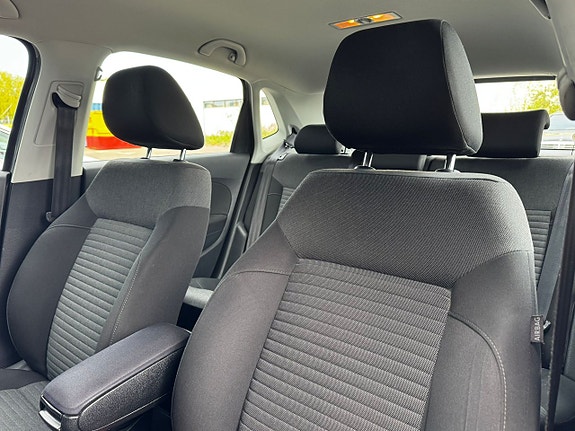 Volkswagen Polo 13 of 14