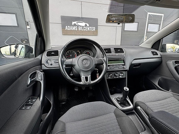 Volkswagen Polo 7 of 14