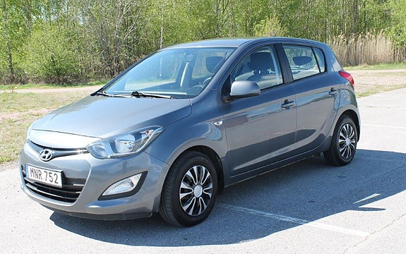 Hyundai i20 3 of 5