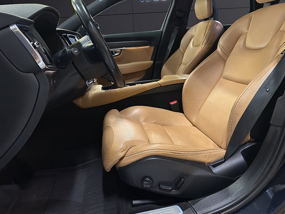 Volvo V90 Cross Country 20 of 30