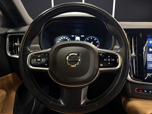 Volvo V90 Cross Country 26 of 30