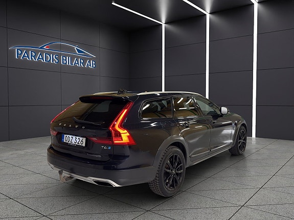 Volvo V90 Cross Country 5 of 5
