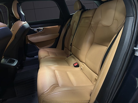 Volvo V90 Cross Country 22 of 30