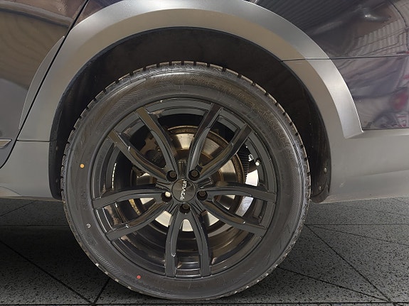 Volvo V90 Cross Country 15 of 30