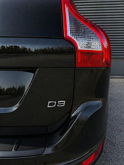 Volvo XC60 5 of 13