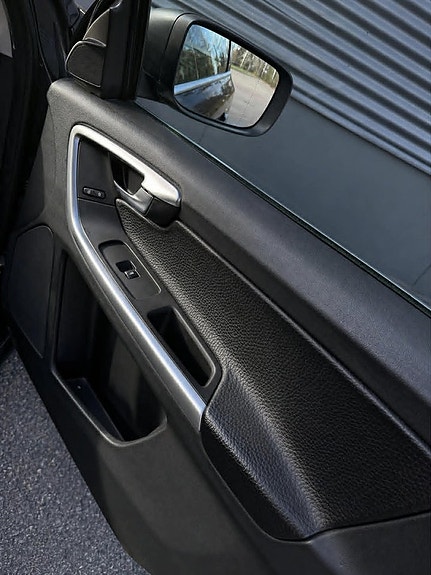 Volvo XC60 12 of 13