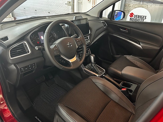 Suzuki S-Cross 4 of 4