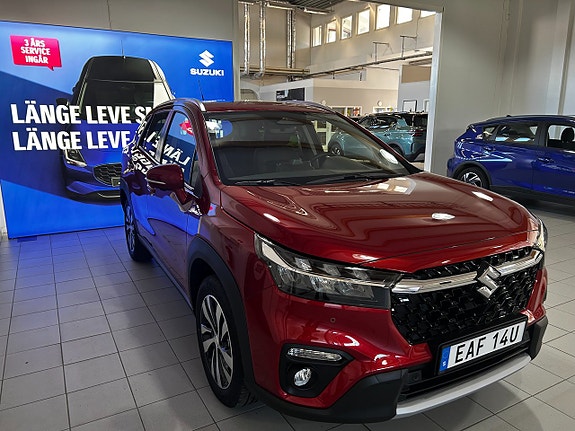Suzuki S-Cross 3 of 4