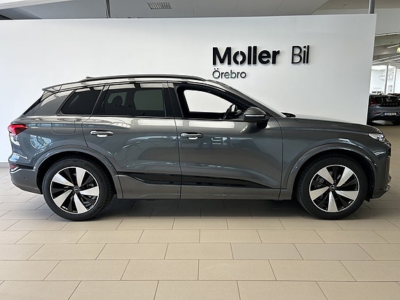 Audi Q6 e-tron 4 of 5