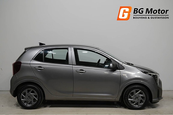 Kia Picanto 3 of 17