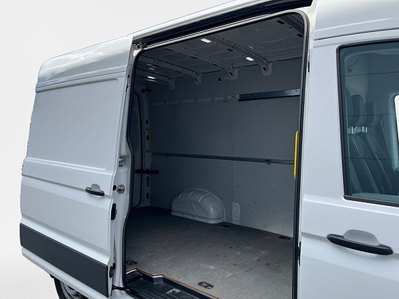 Volkswagen Crafter 13 of 15