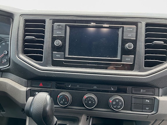 Volkswagen Crafter 11 of 15