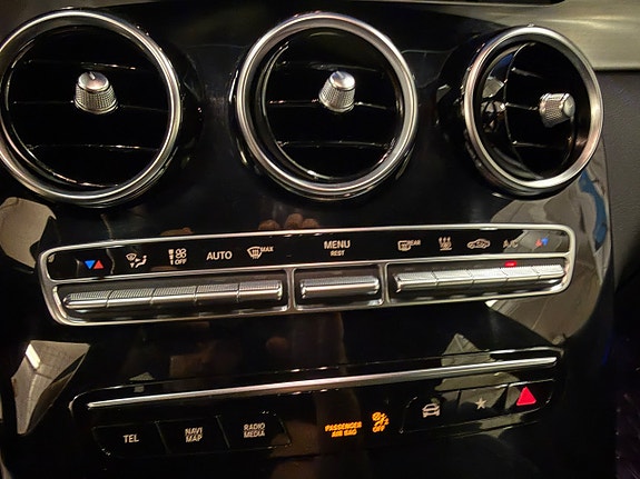 Mercedes-Benz GLC300 de 12 of 14