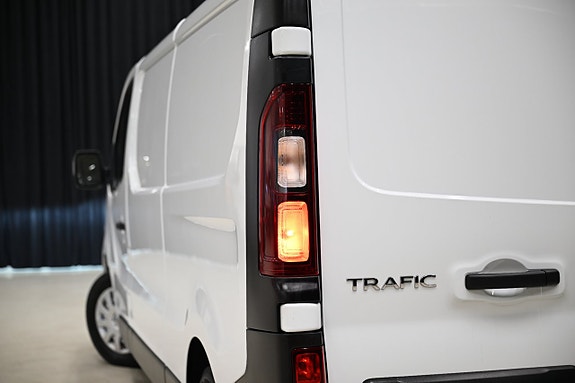 Renault Trafic 14 of 26
