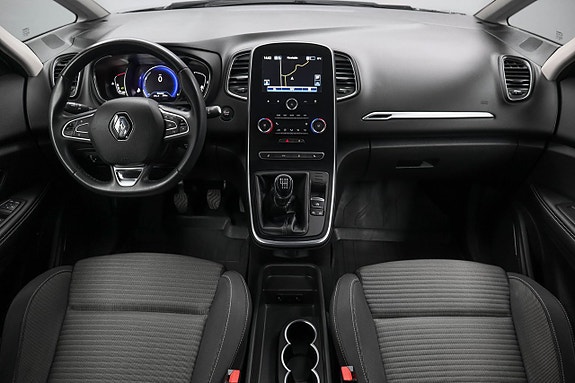 Renault Grand Scenic IV 2 of 5