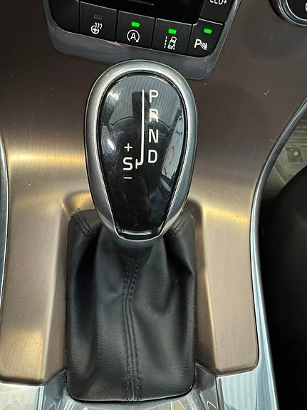 Volvo XC60 18 of 26