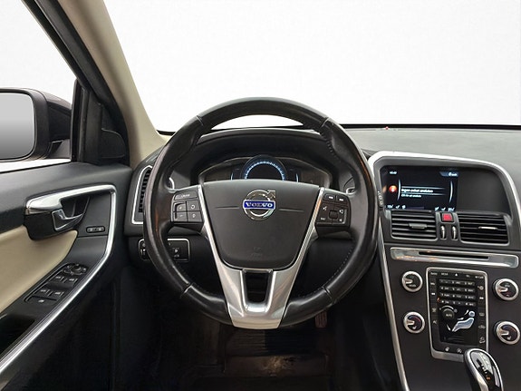 Volvo XC60 17 of 27