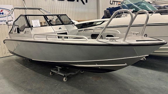 Anytec 622 SPD -18 med Yamaha F 200 FETX -19