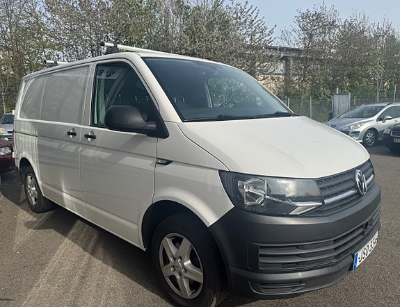 Volkswagen Transporter 2 of 5
