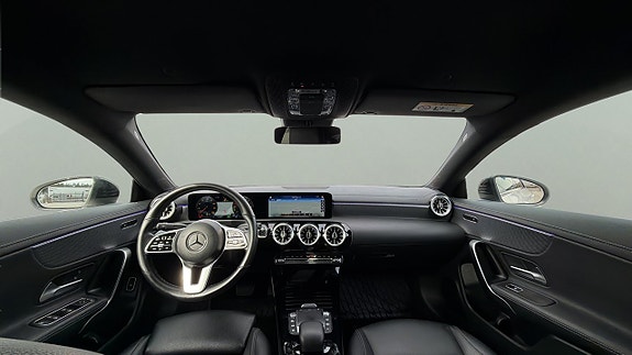 Mercedes-Benz CLA250 e 10 of 30