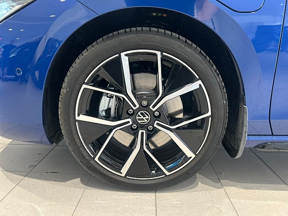 Volkswagen Passat 4 of 5