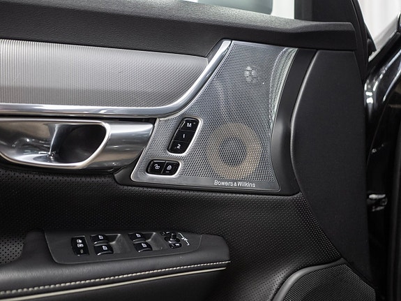 Volvo S90 4 of 5