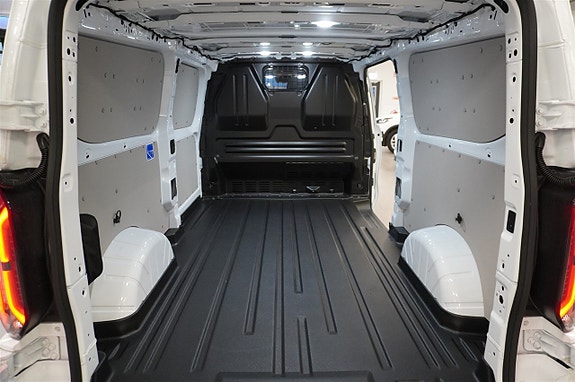 Ford Transit Custom 4 of 5