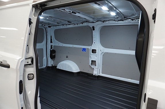 Ford Transit Custom 5 of 5
