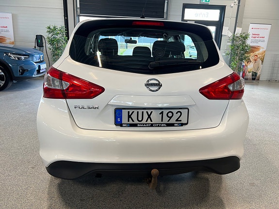 Nissan Pulsar 4 of 5