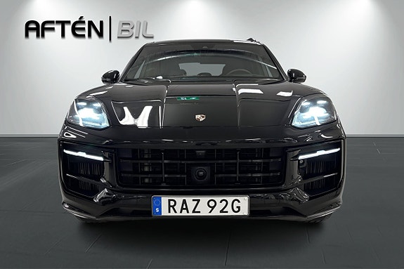Porsche Cayenne S 3 of 30